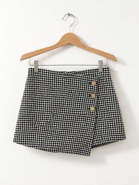 THML Women's Black & White Houndstooth Skort | Tweed Wrap Skort